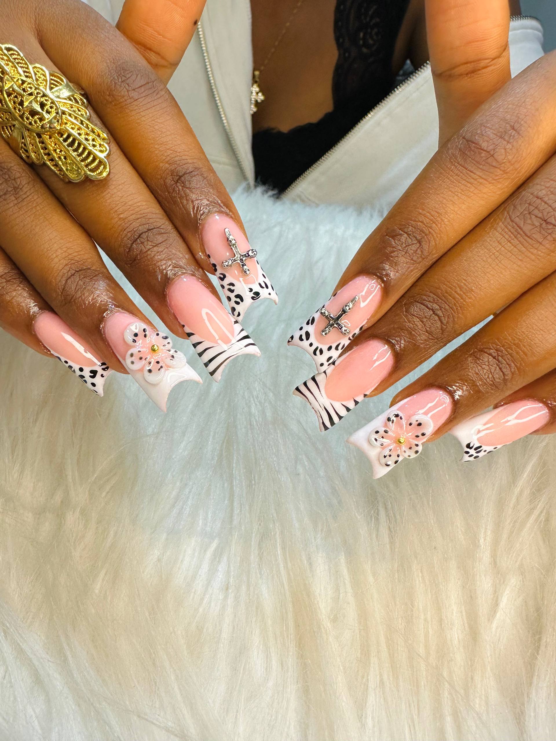 Tiyo Nails 3